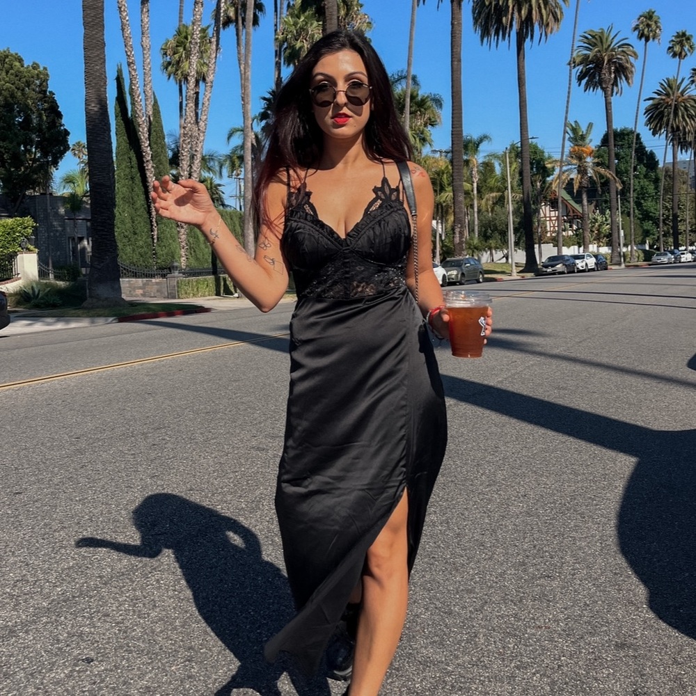 Selfie Leslie Black Maxi Dress